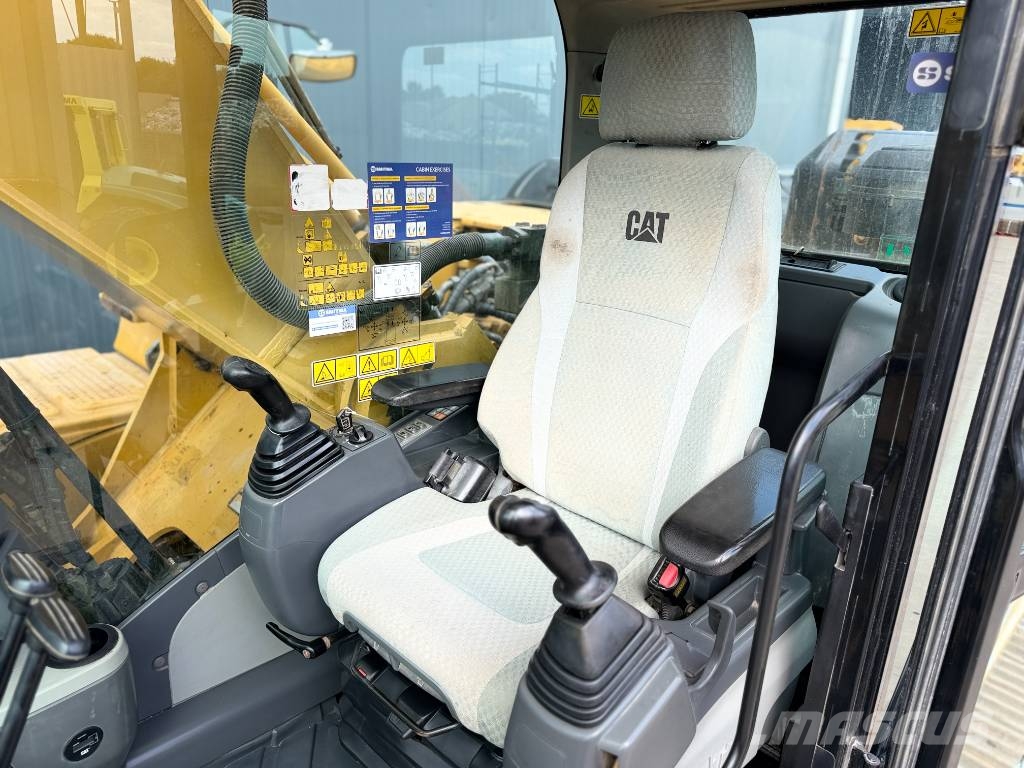 CAT 336D L Paletli ekskavatörler