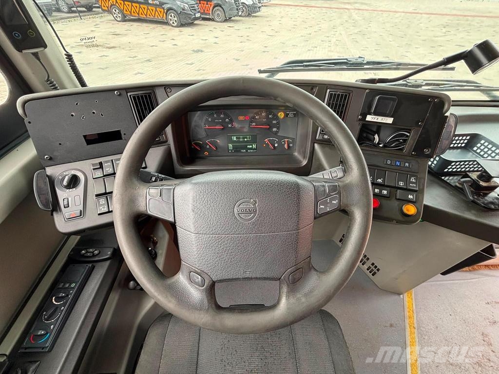 Volvo B5LHC 7900 4x2 33 SEATS / HYBRID / AC Stadsbussar