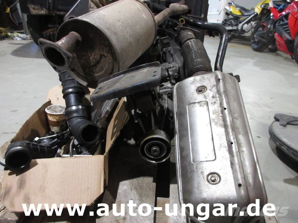 Piaggio Porter Maxxi D120 Müllwagen 3.5m³ Lifter Presse Kamioni za otpad