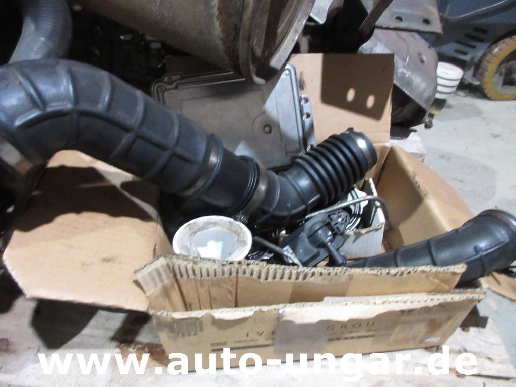 Piaggio Porter Maxxi D120 Müllwagen 3.5m³ Lifter Presse Kamioni za otpad