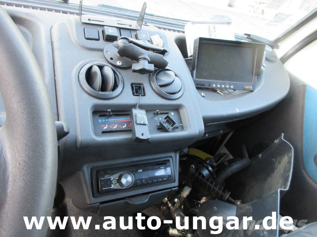 Piaggio Porter Maxxi D120 Müllwagen 3.5m³ Lifter Presse Kamioni za otpad