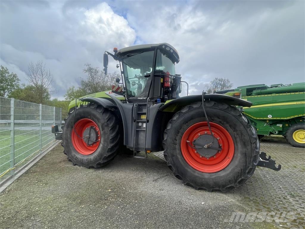 CLAAS Xerion 4200 VC Traktorji