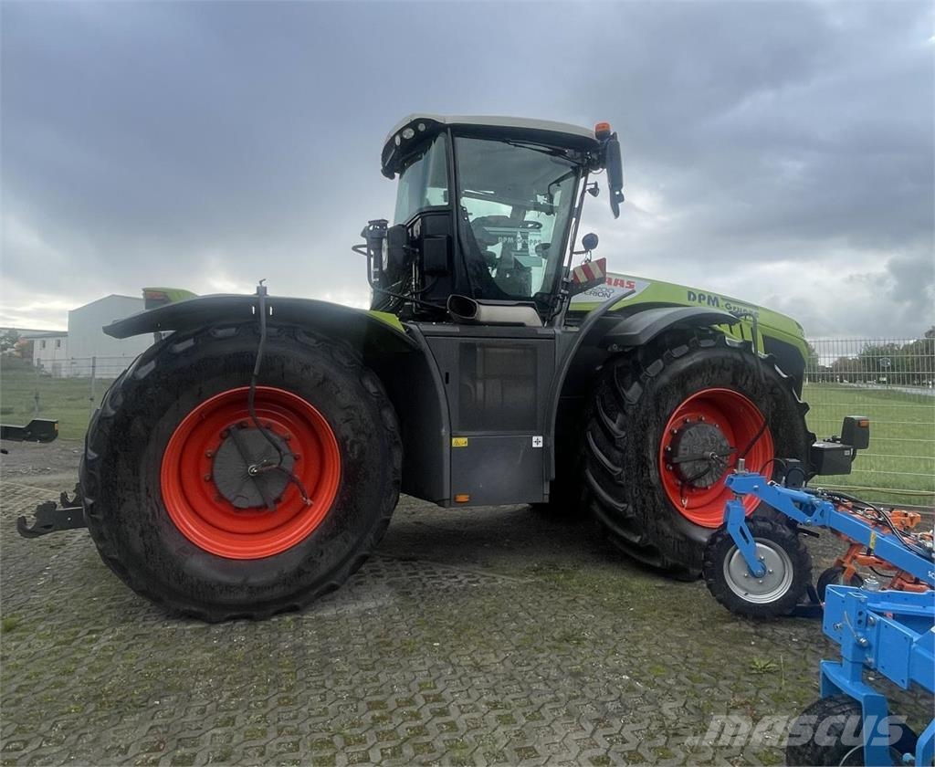CLAAS Xerion 4200 VC Traktorji