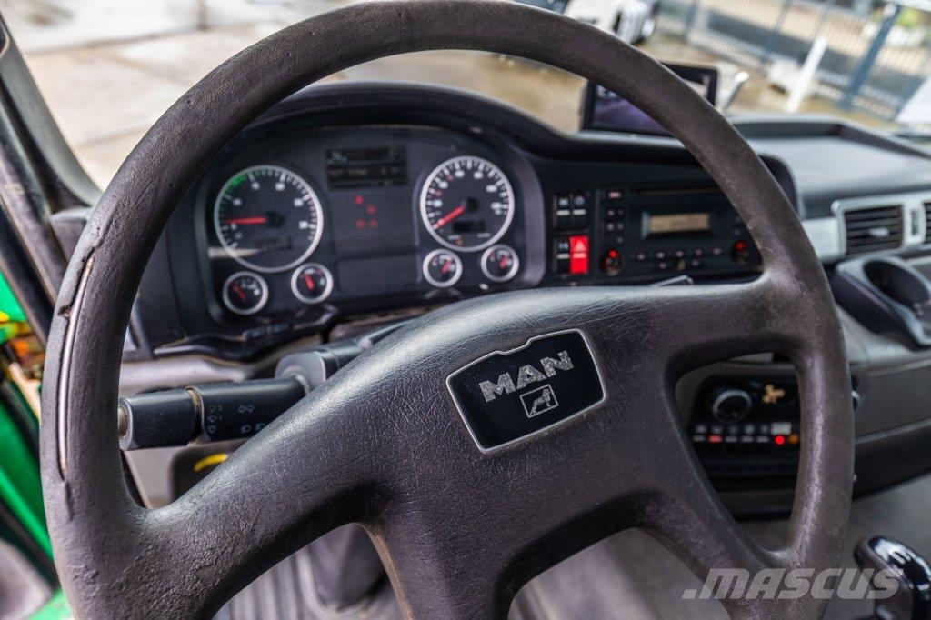 MAN TGS 33.360 BB+BIBENNE+BAE Savivarčių priekabų vilkikai