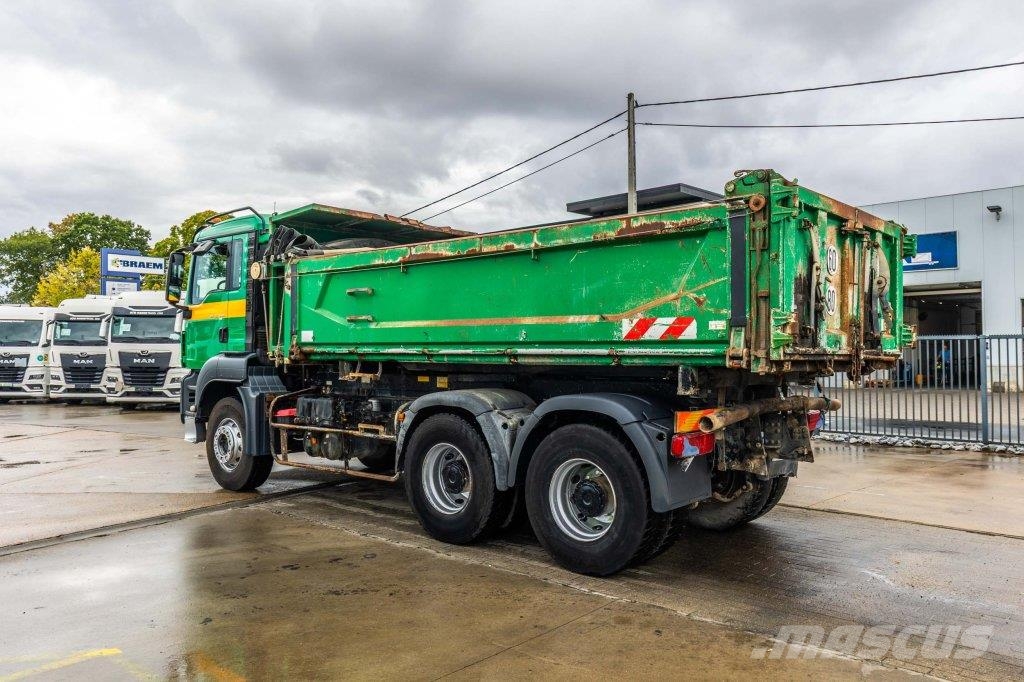 MAN TGS 33.360 BB+BIBENNE+BAE Savivarčių priekabų vilkikai