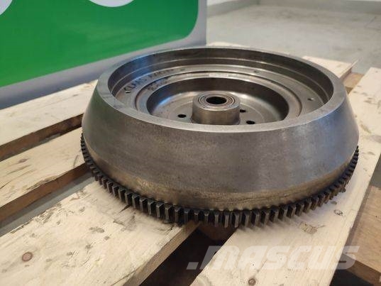 CLAAS Axion 810 (5801398471) flywheel Motoren