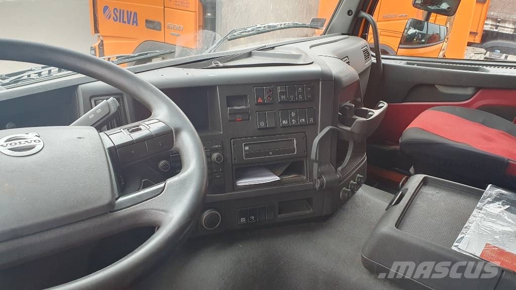 Volvo VOLVO FMX 500 6x4 podnoszona oś 2018r grudzień PEN Rönkszállító teherautók