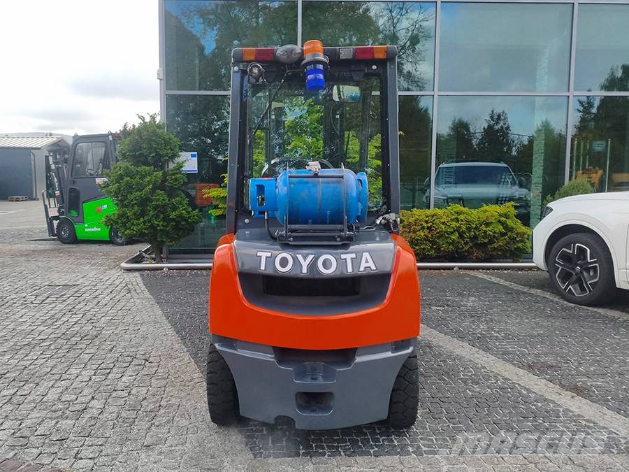 Toyota 02-8 FGF 25 Gāzes autoiekrāvēji (LPG)