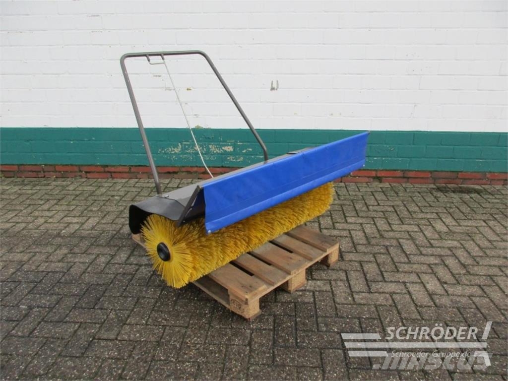 Husqvarna FRONTKEHRMASCHINE 1,20 M 农业机械-其他