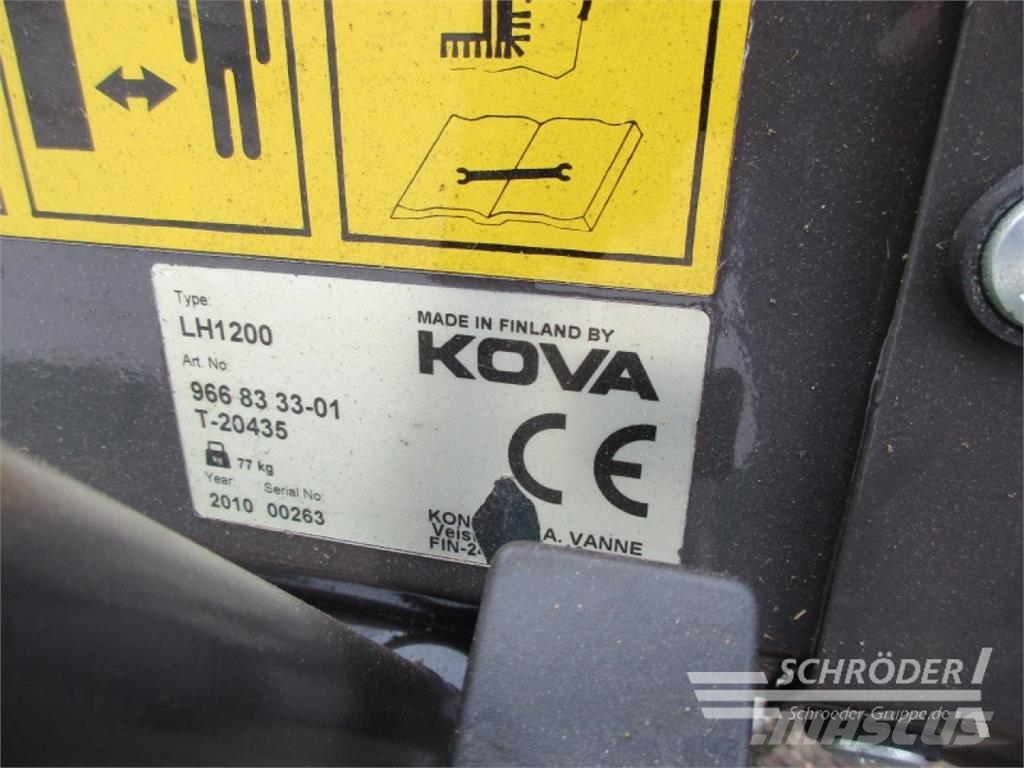 Husqvarna FRONTKEHRMASCHINE 1,20 M 农业机械-其他
