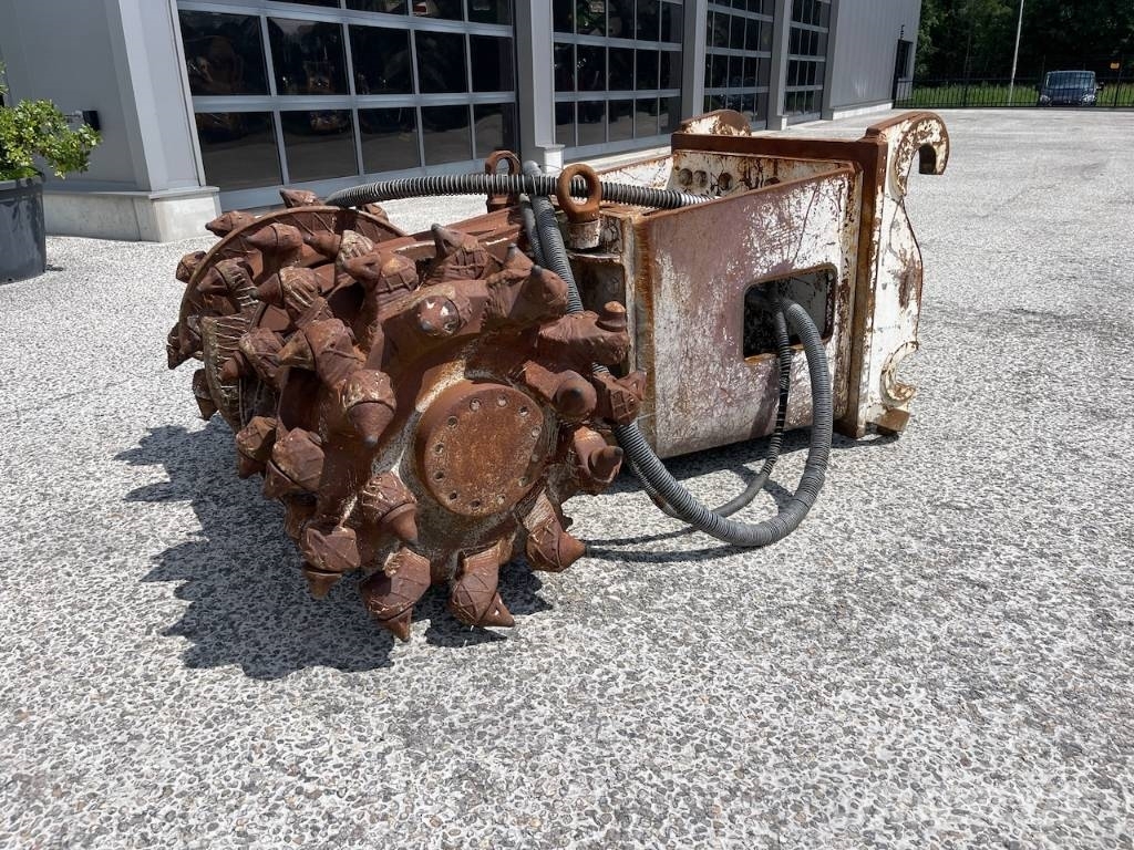  Concrete Asphalt cutter / Frees / Frase 140cm CW45 Ďalšie komponenty