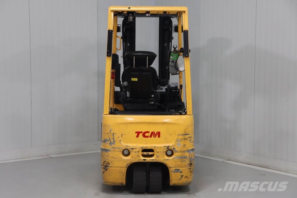 UniCarriers AG1N1L20H شاحنات ذات رافعات شوكية تعمل بالكهرباء
