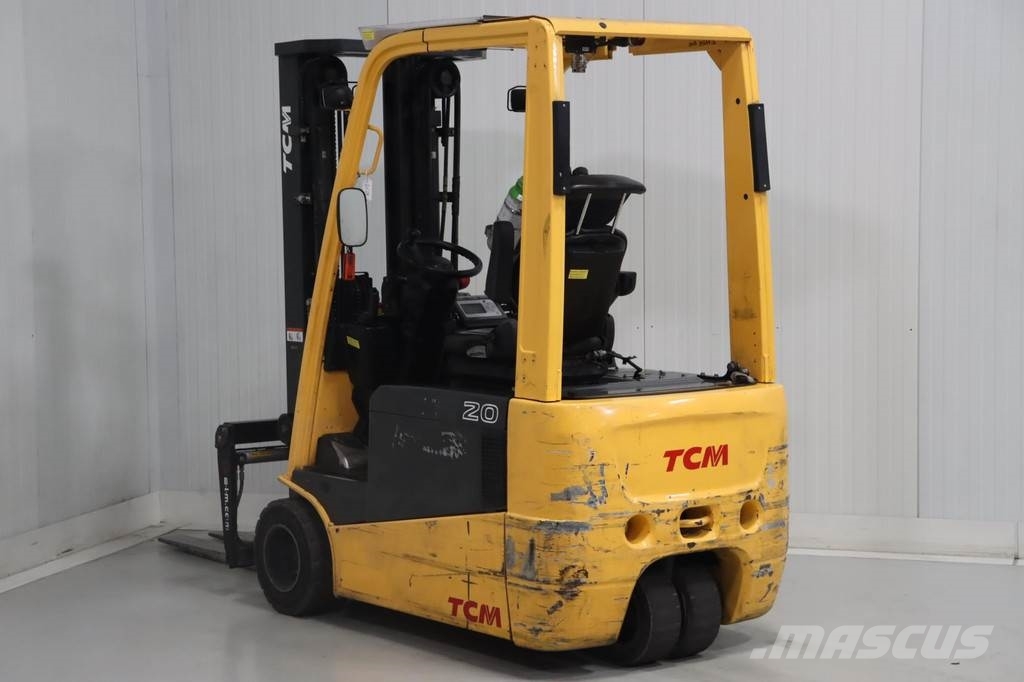 UniCarriers AG1N1L20H شاحنات ذات رافعات شوكية تعمل بالكهرباء