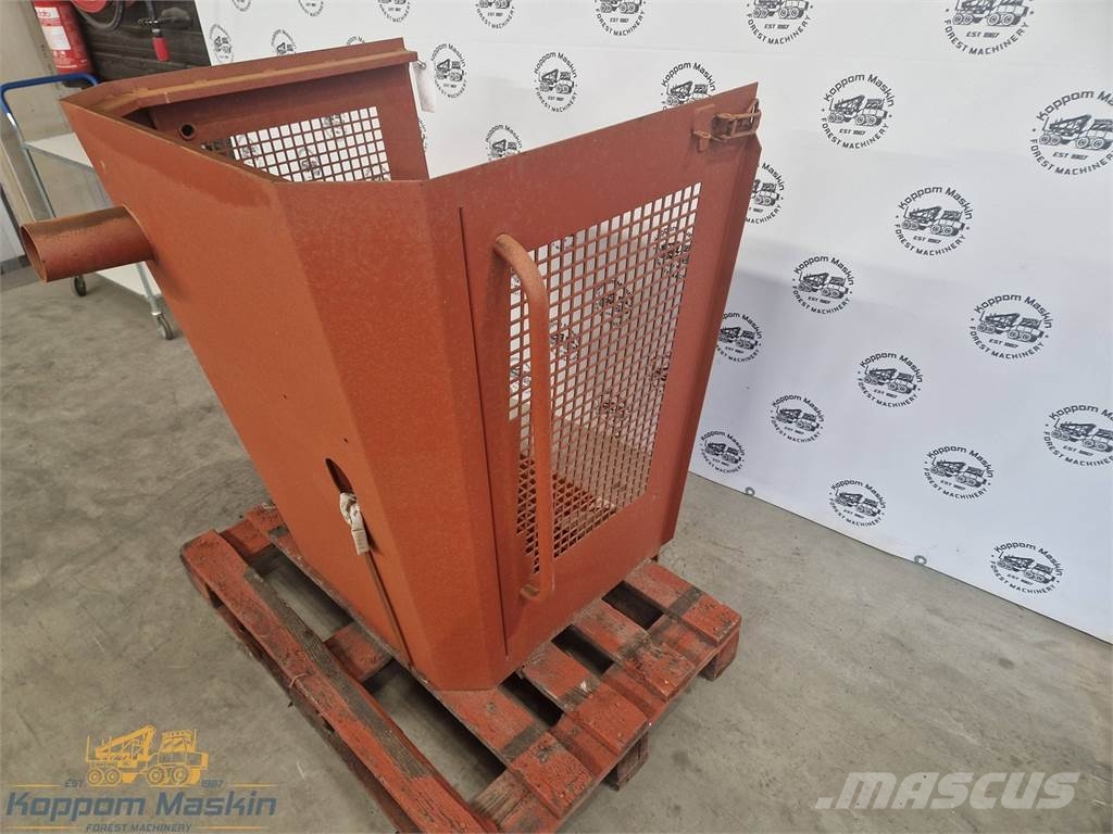 Rottne F9 med Iveco-motor シャーシ及びサスペンション