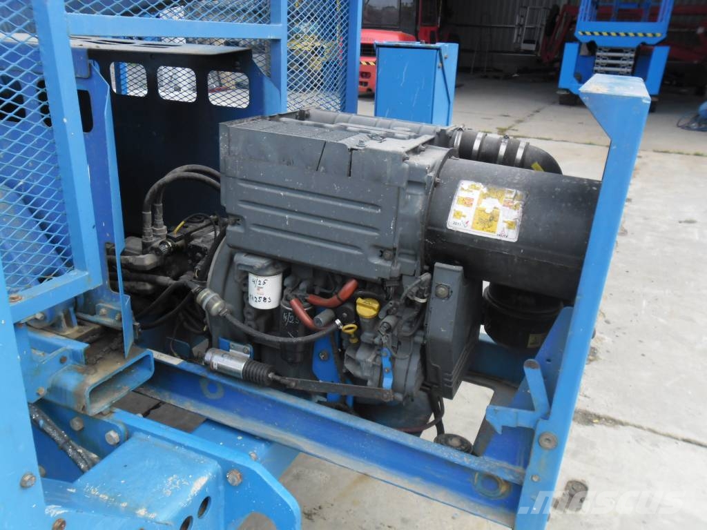 Genie 4390 Vertikalna dvigala