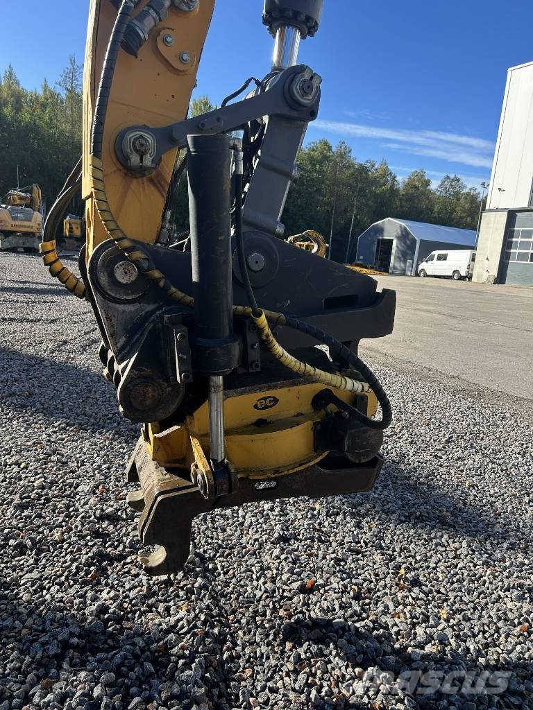 Liebherr R 926 Compact Litronic Kāpurķēžu ekskavatori