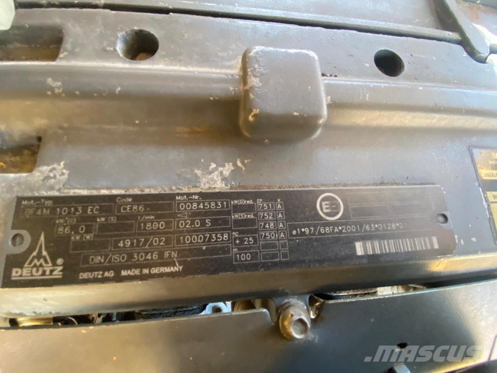 Liebherr A316 Litronic . Excavatoare cu roti