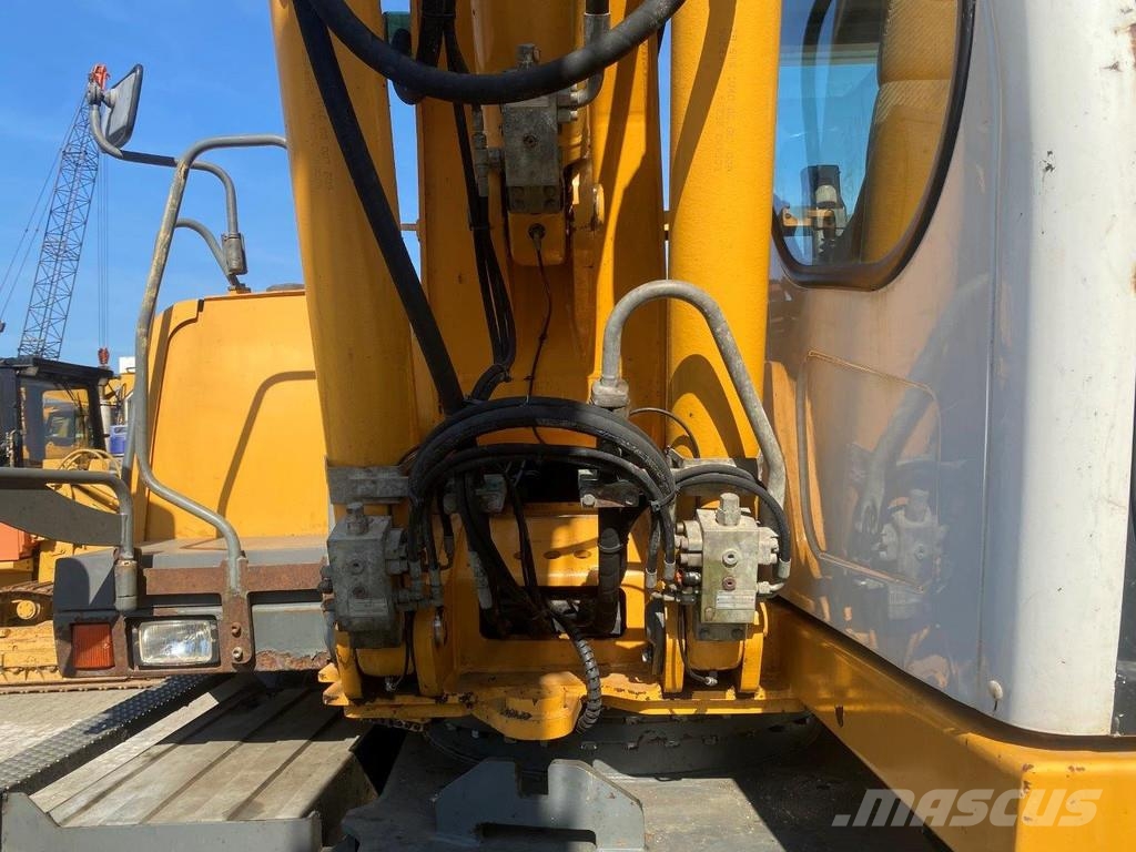 Liebherr A316 Litronic . Excavatoare cu roti