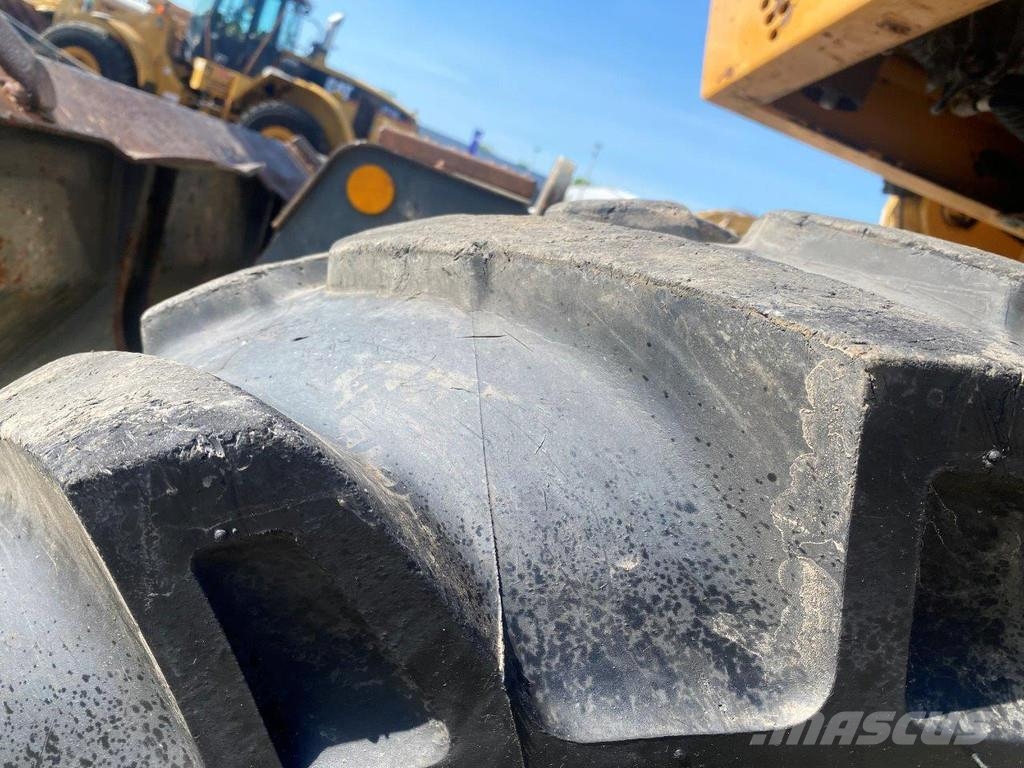 Liebherr A316 Litronic . Excavatoare cu roti