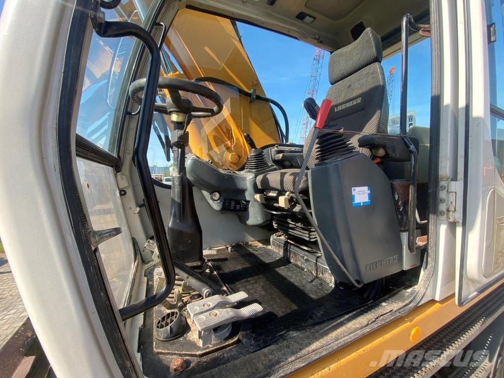 Liebherr A316 Litronic . Excavatoare cu roti