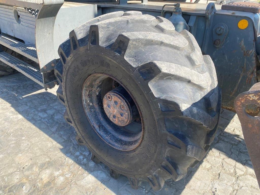 Liebherr A316 Litronic . Excavatoare cu roti