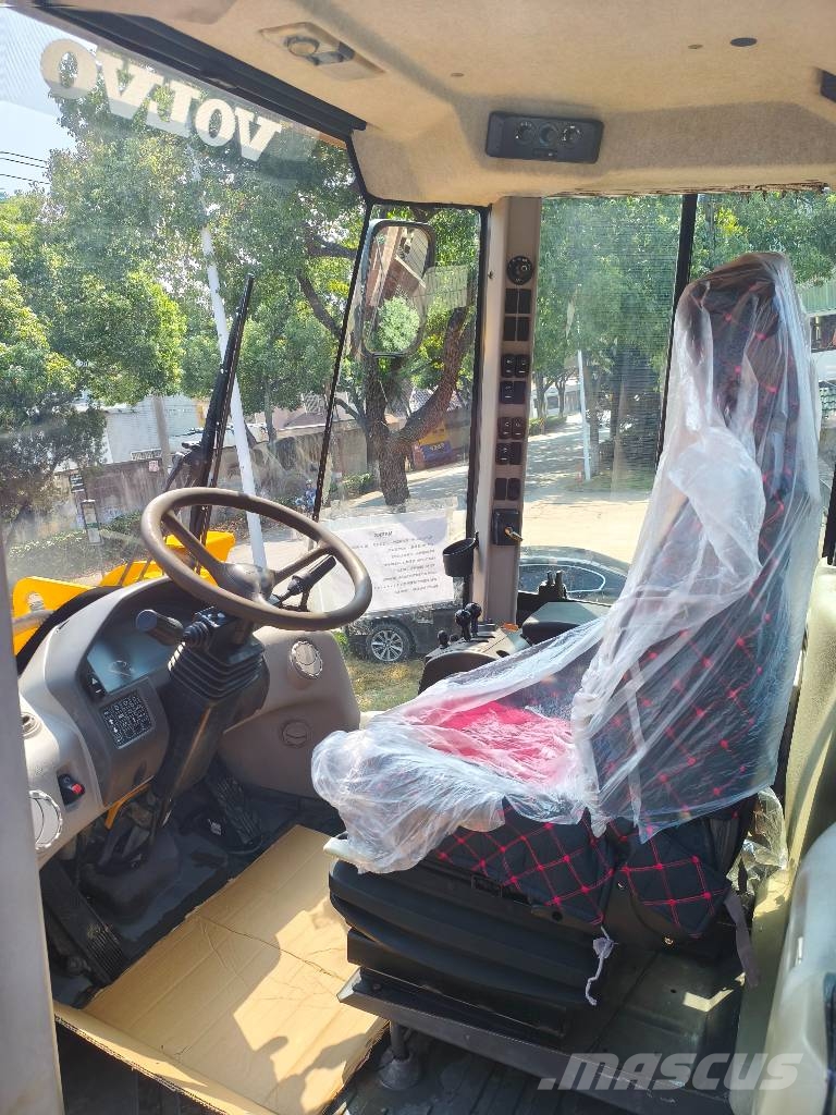 Volvo L120G ホイールローダー・タイヤショベル