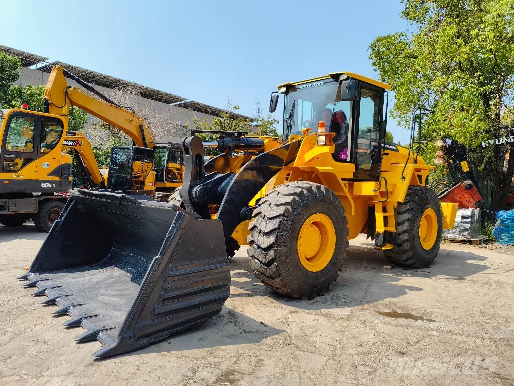 Volvo L120G ホイールローダー・タイヤショベル