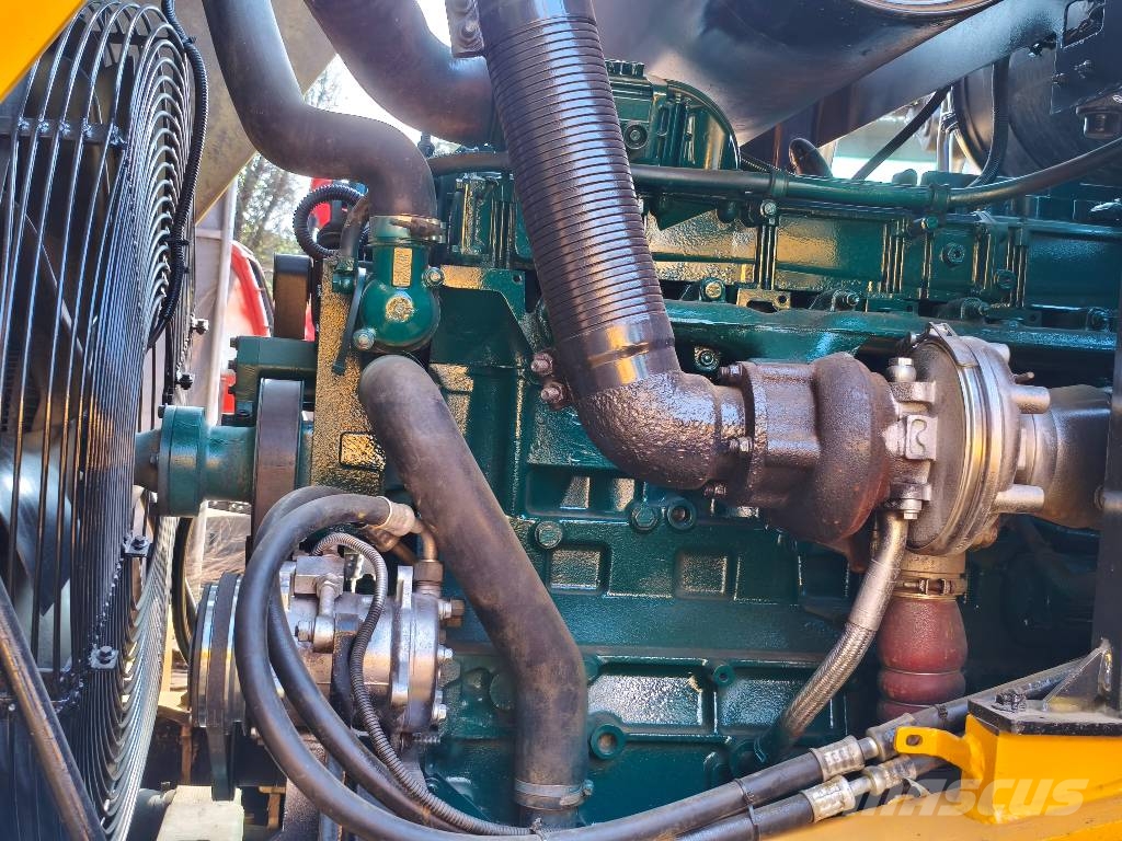 Volvo L120G ホイールローダー・タイヤショベル