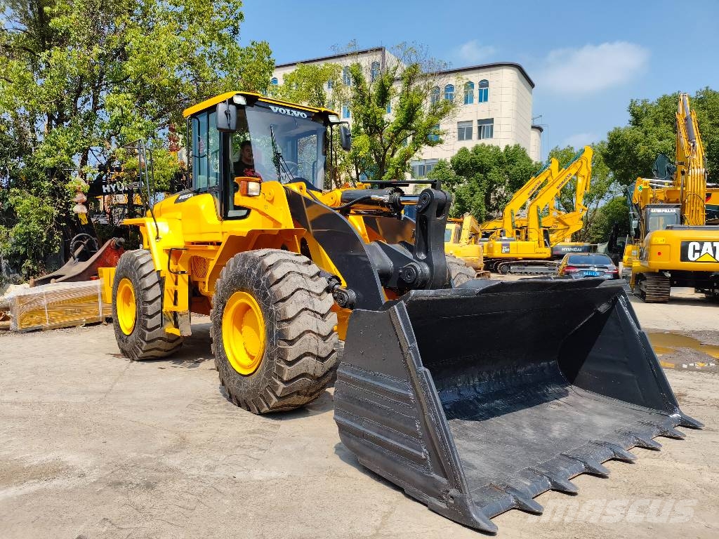 Volvo L120G ホイールローダー・タイヤショベル