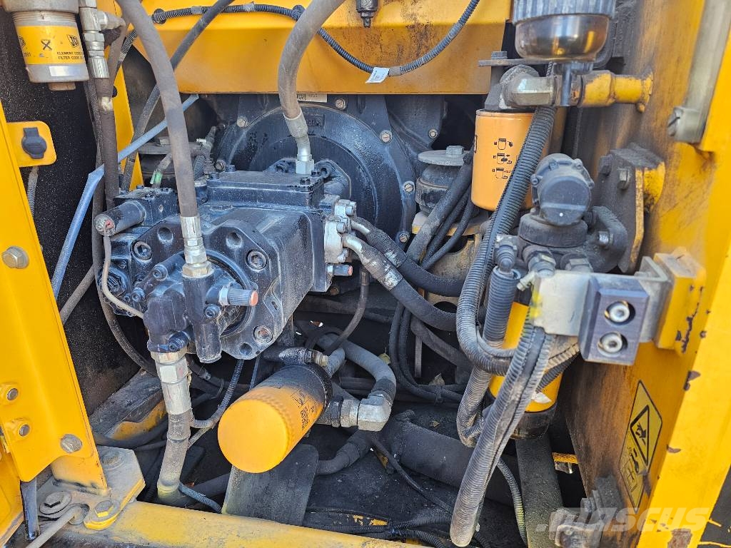 JCB JS131LC, like 130LC, cat 313, volvo ec140 Raupenbagger
