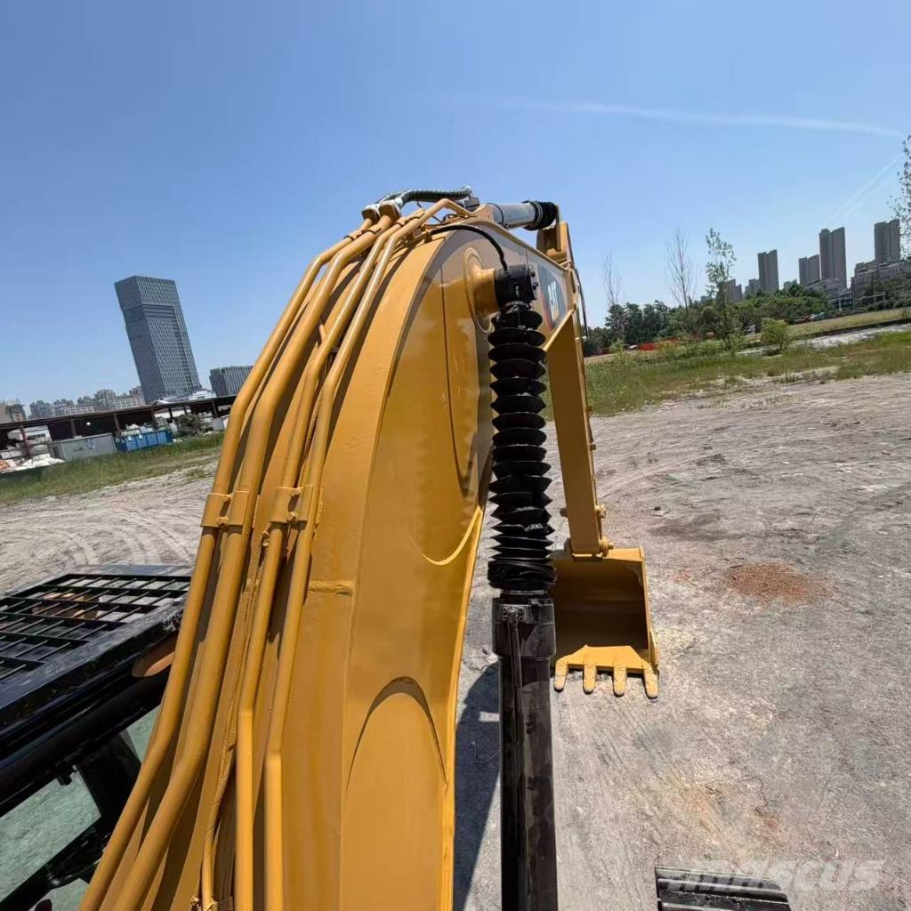 CAT CAT330DL Vidēja lieluma ekskavatori 7 t - 12 t
