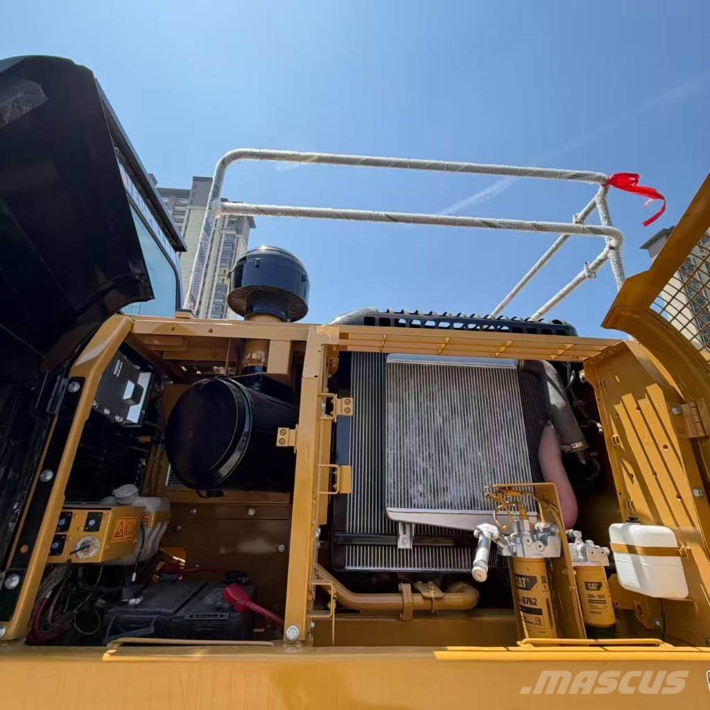 CAT CAT330DL Vidēja lieluma ekskavatori 7 t - 12 t