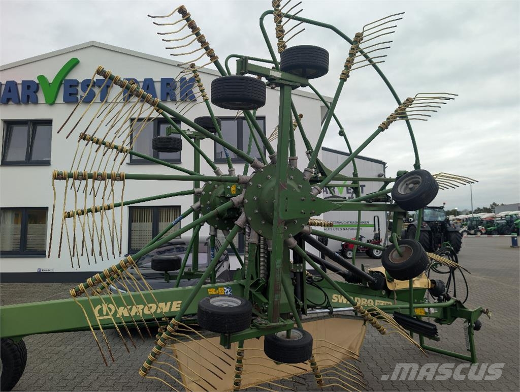 Krone SWADRO TC 880 Kendi yürür saman makinaları