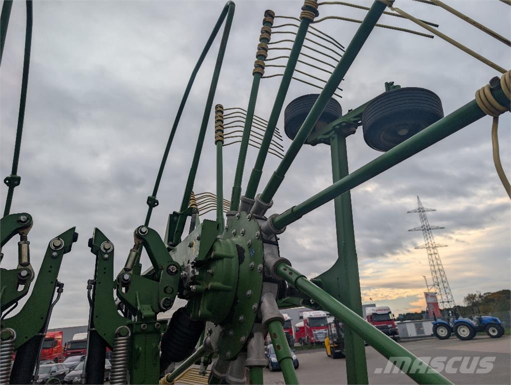 Krone SWADRO TC 880 Kendi yürür saman makinaları