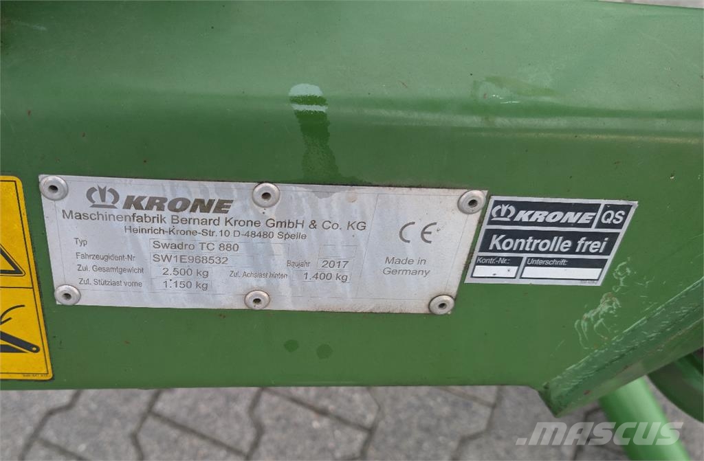 Krone SWADRO TC 880 Kendi yürür saman makinaları