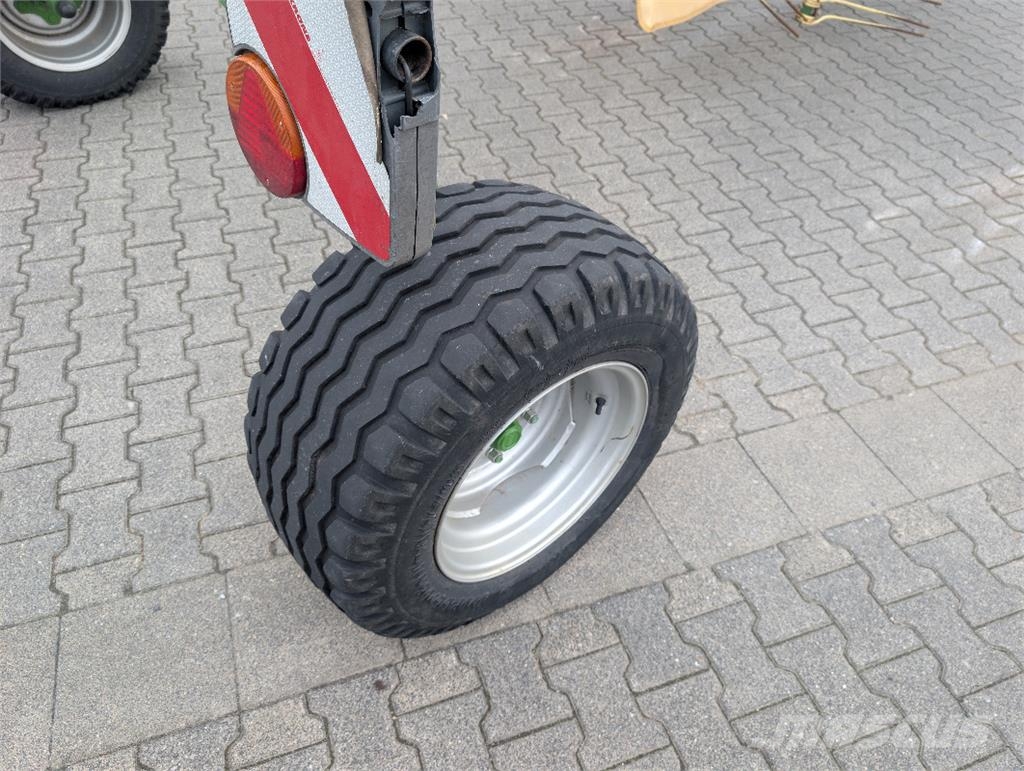 Krone SWADRO TC 880 Kendi yürür saman makinaları