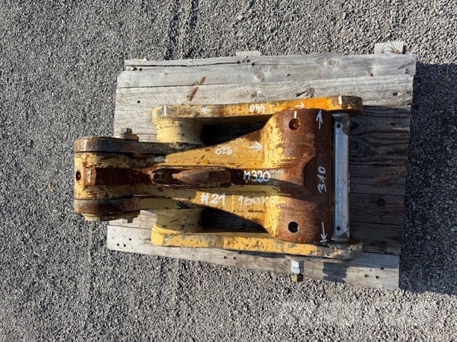 CAT 320 Connection Link Excavator