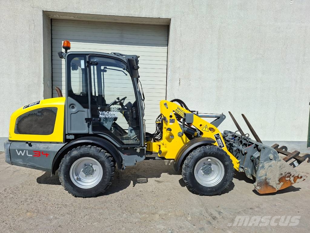 Wacker Neuson WL 34 لوادر بعجل