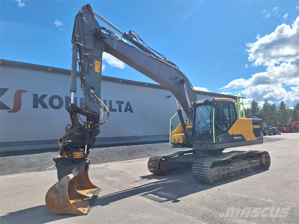 Volvo EC220EL PYÖRITTÄJÄLLÄ Roomikekskavaatorid