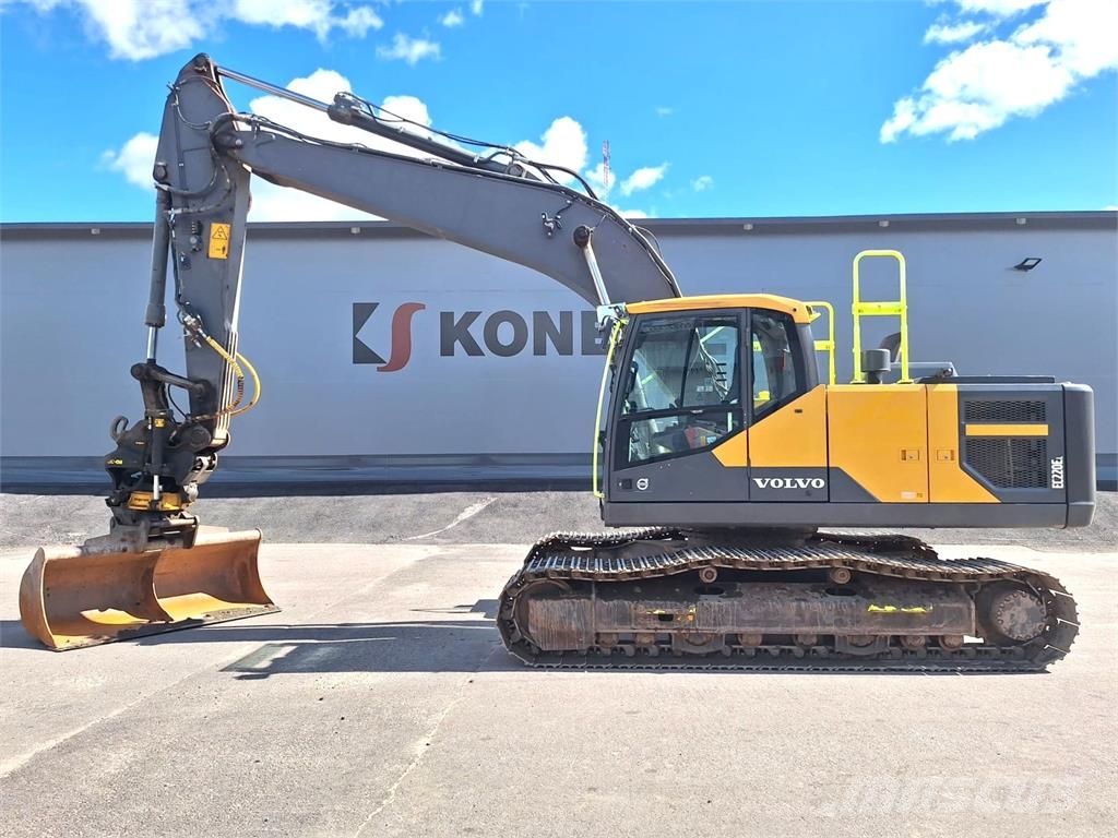 Volvo EC220EL PYÖRITTÄJÄLLÄ Roomikekskavaatorid