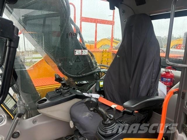 Volvo EC220EL PYÖRITTÄJÄLLÄ Excavadoras de cadenas