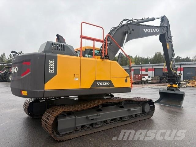 Volvo EC220EL PYÖRITTÄJÄLLÄ Excavadoras de cadenas