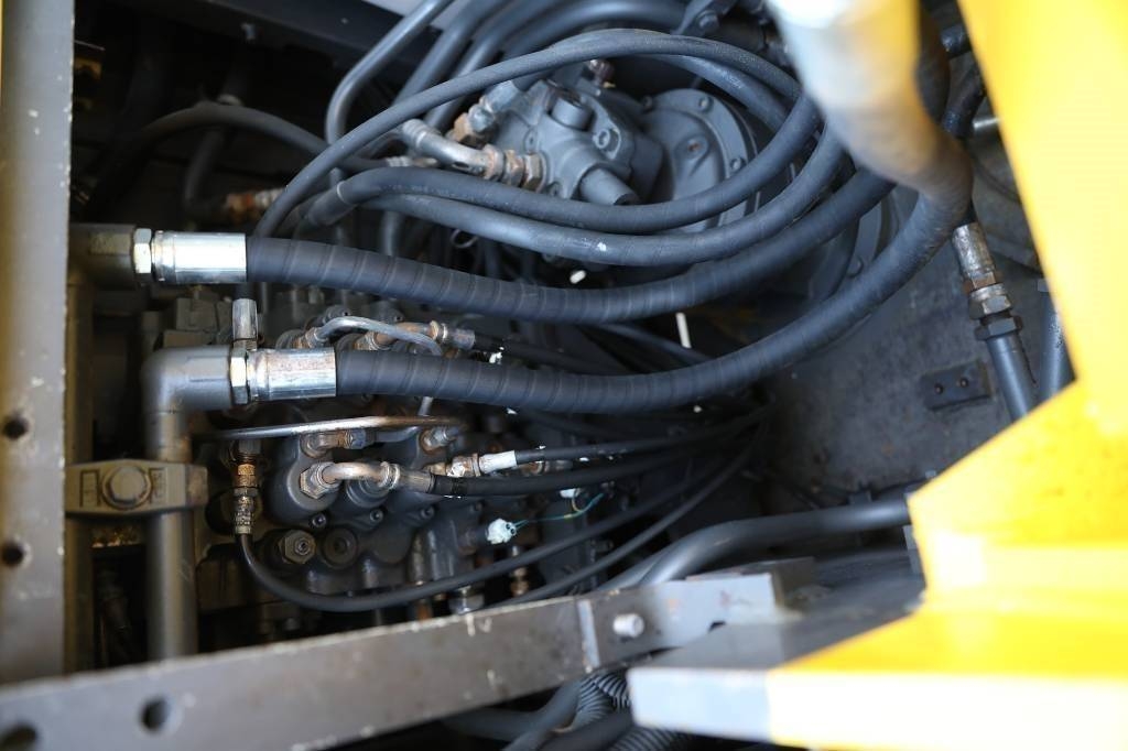Sumitomo SH120A-3 Koparki gąsienicowe