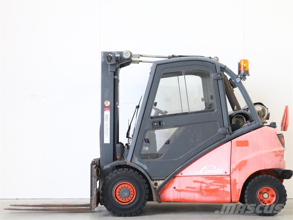 Linde H30T/393-01 Gázüzemű targoncák