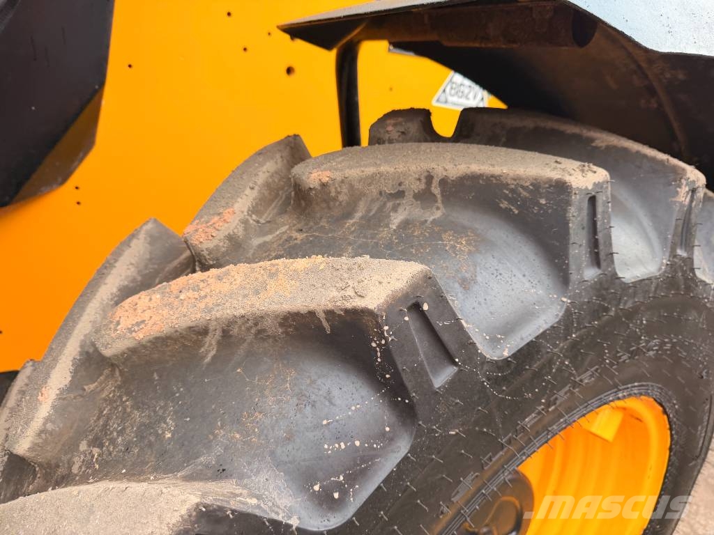 JCB 541-70 7 Meter Telehandler Telescopic handlers
