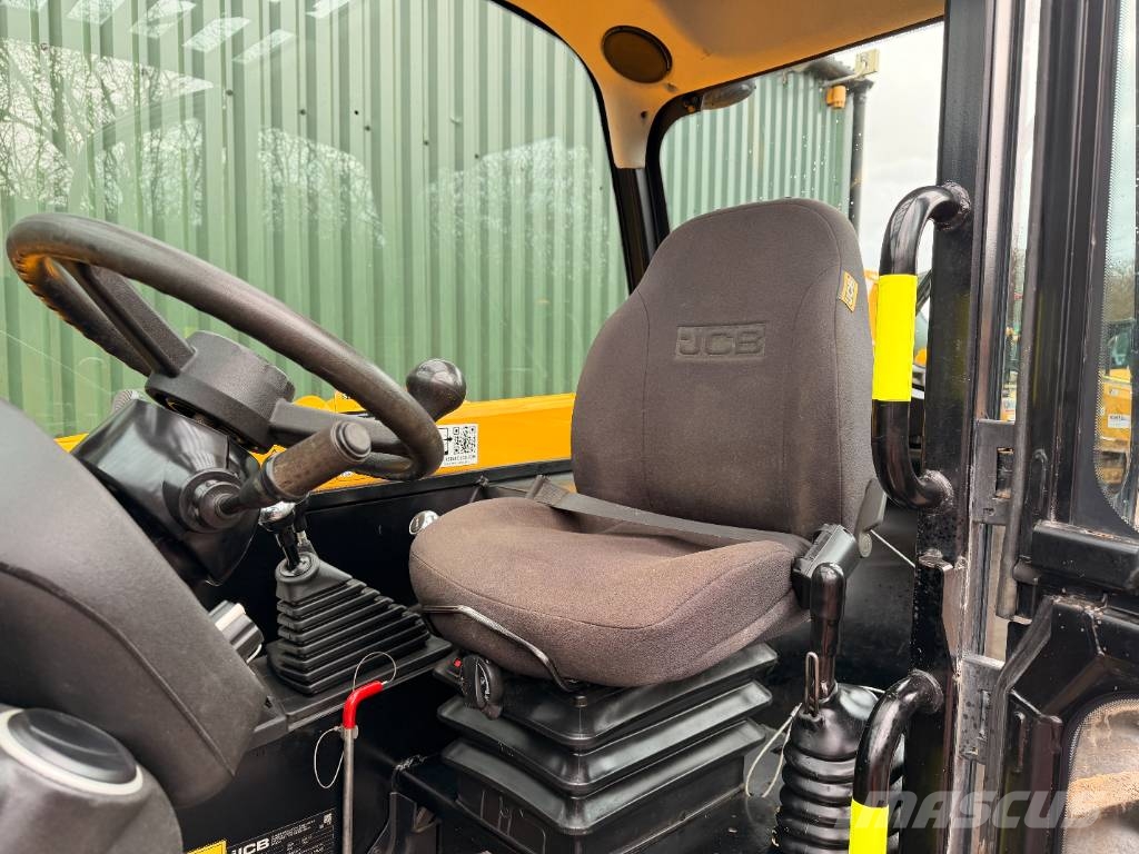 JCB 541-70 7 Meter Telehandler Telescopic handlers