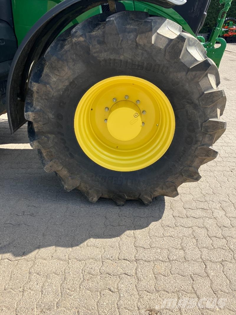 John Deere 6R 250 Traktoren