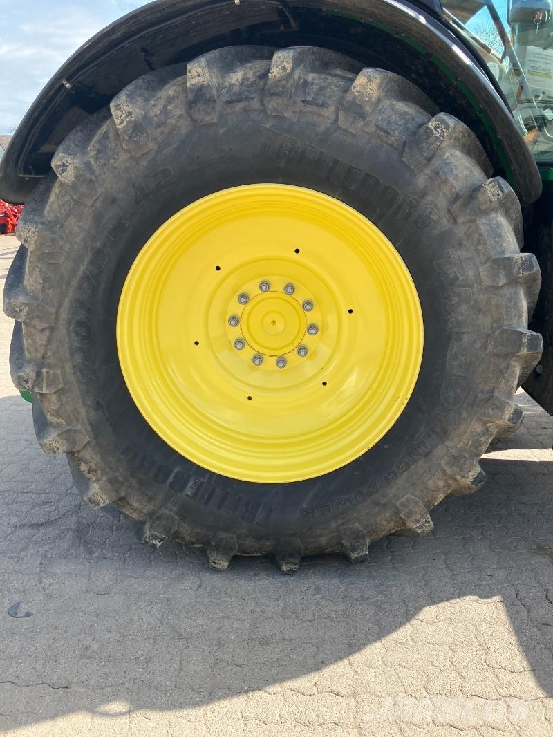John Deere 6R 250 Traktoren