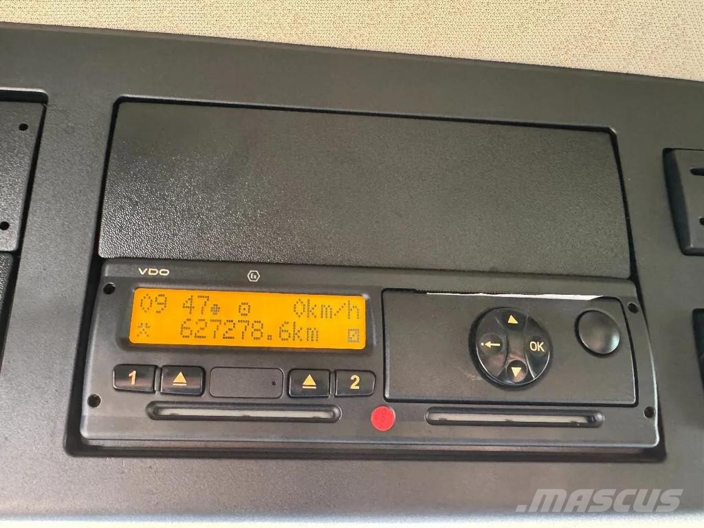 Mercedes-Benz Actros 1936 4X2 - EURO 6 SPOILERS 中古トラクターヘッド | トレーラーヘッド