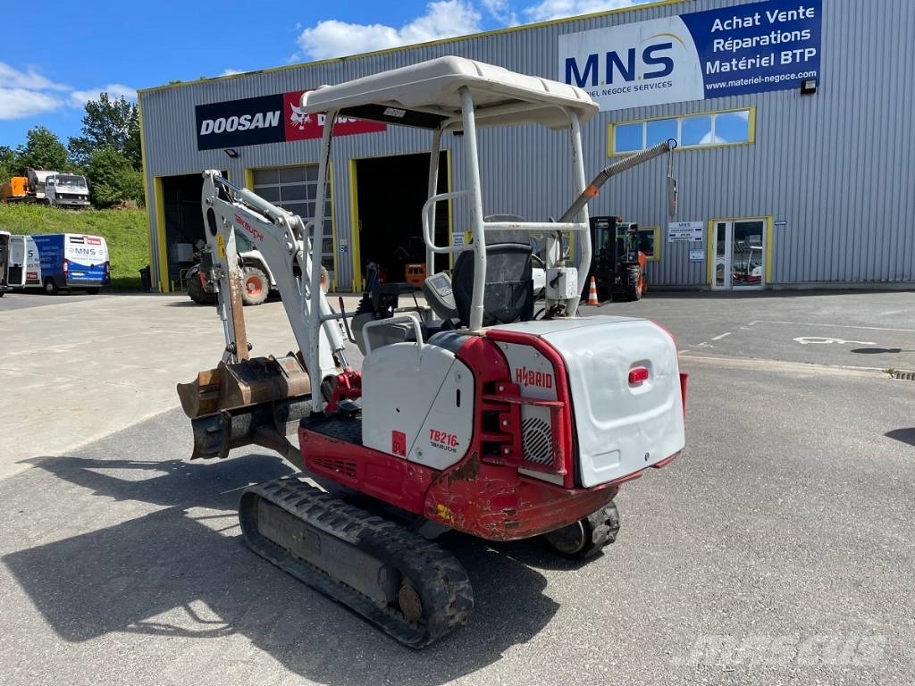 Takeuchi TB 216 H حفارات خاصة